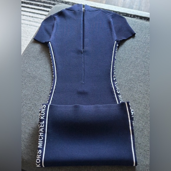 Micheal Kors Mock Neck Knee-Length Dress - Picture 10 of 11
